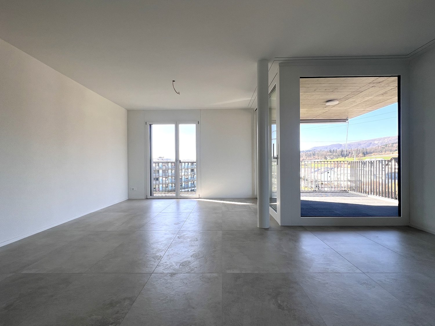 Moderne und neu erstellte 3.5-Zimmer-Dachwohnung an ruhiger Lage in Buchs - Bild 4