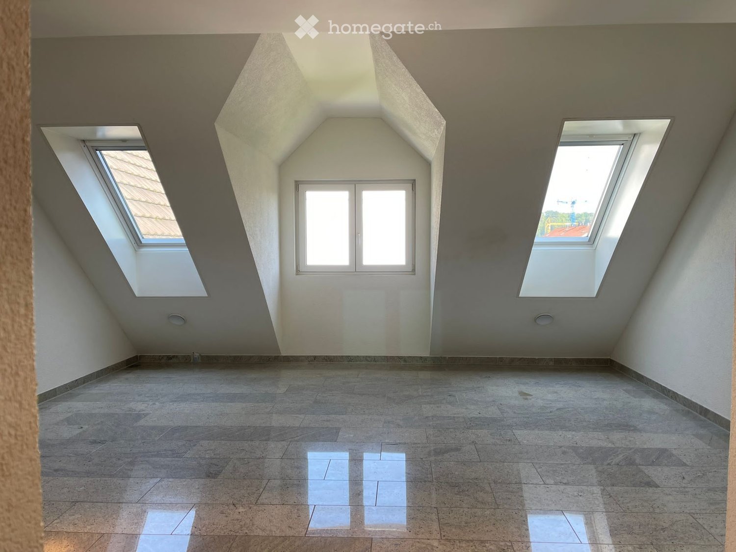 Moderne 3.5-Zimmer-Dachwohnung in Birmensdorf mit Minergie-Standard - Bild 2