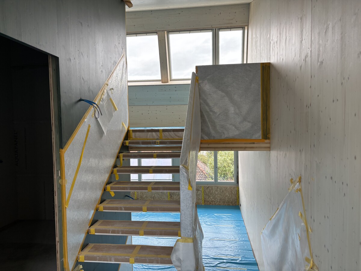 Erstvermietung: Atelier-Haus im Garten an sonniger ruhiger Lage - Offenes Raumgefühl