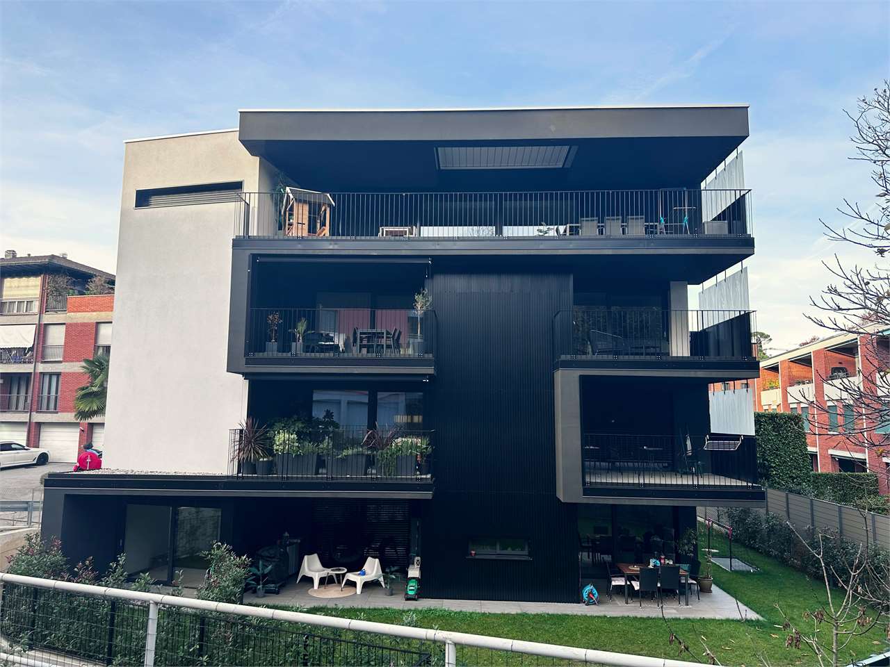 Nuovo e moderno 2,5 locali con terrazzo - Bild 4