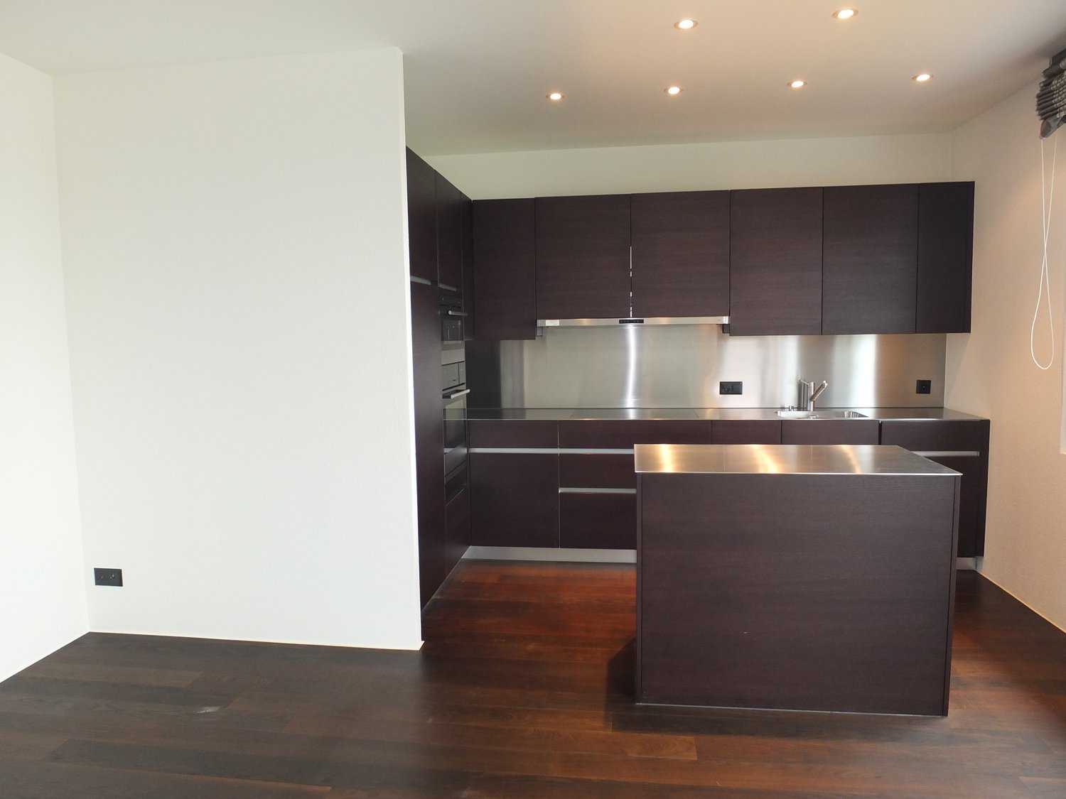 Attraktive Designer-Wohnung mit traumhafter Seesicht - Küche