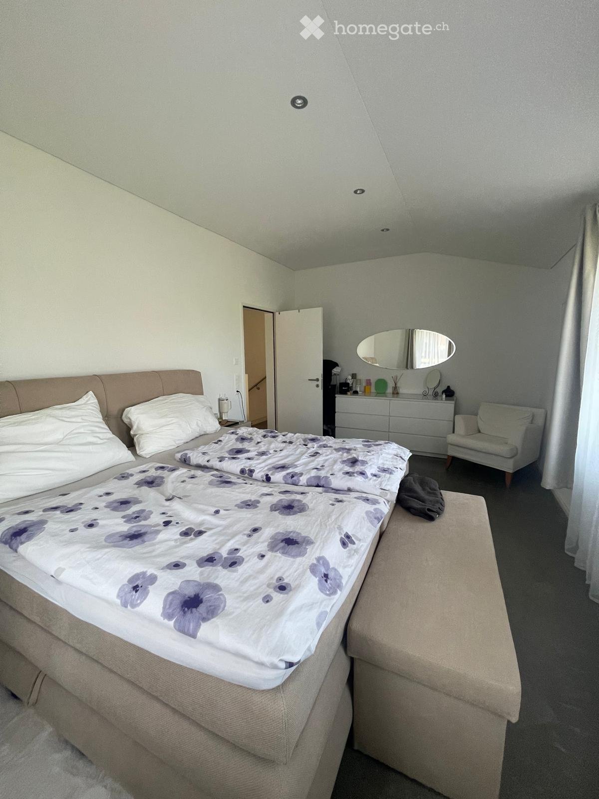 Moderne 5.5-Zimmer-Doppelhaushälfte in ruhiger Lage von Nänikon - Bild 7