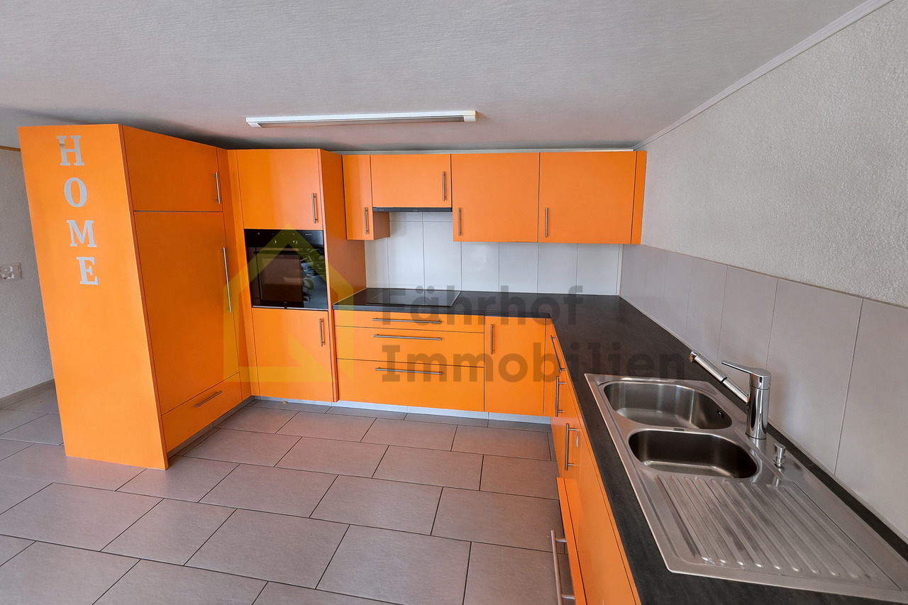 Helle Familienwohnung mit sonnigem Balkon - Bild 6