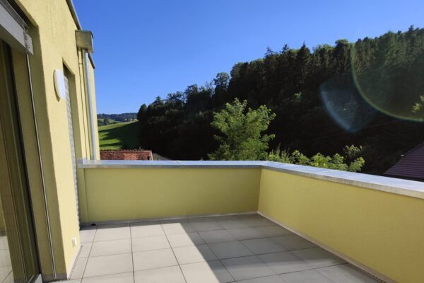 Superbe appartement avec encadrement, de 3,5pcs - Bild 2