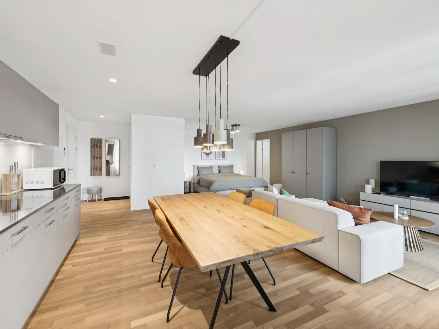 Möblierte Apartments mit Madrid Flair  direkt im grössten Shoppingcenter der Schweiz! - Bild 4