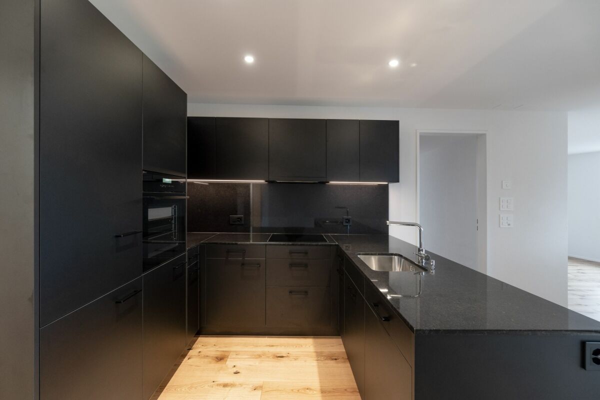 Schöne Wohnung mit Sitzplatz - Bild 3