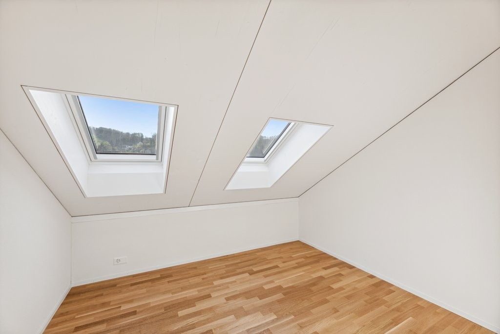 LICHTDURCHFLUTET AN ZENTRALER LAGE - Bild 9