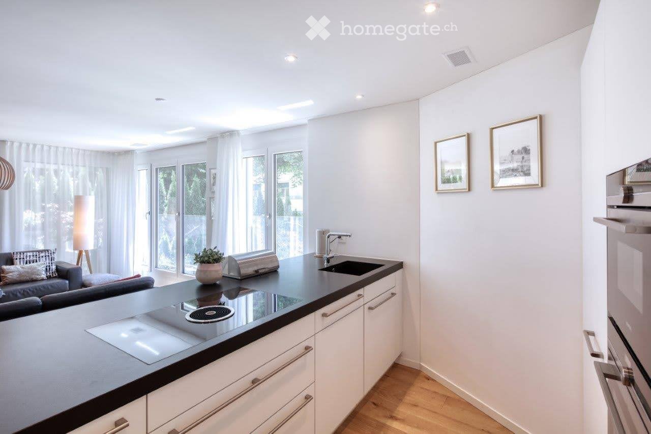 Moderne 4.5-Zimmer-Neubauwohnung mit Balkon und Tiefgaragenplatz in Zürich-Witikon - Bild 4