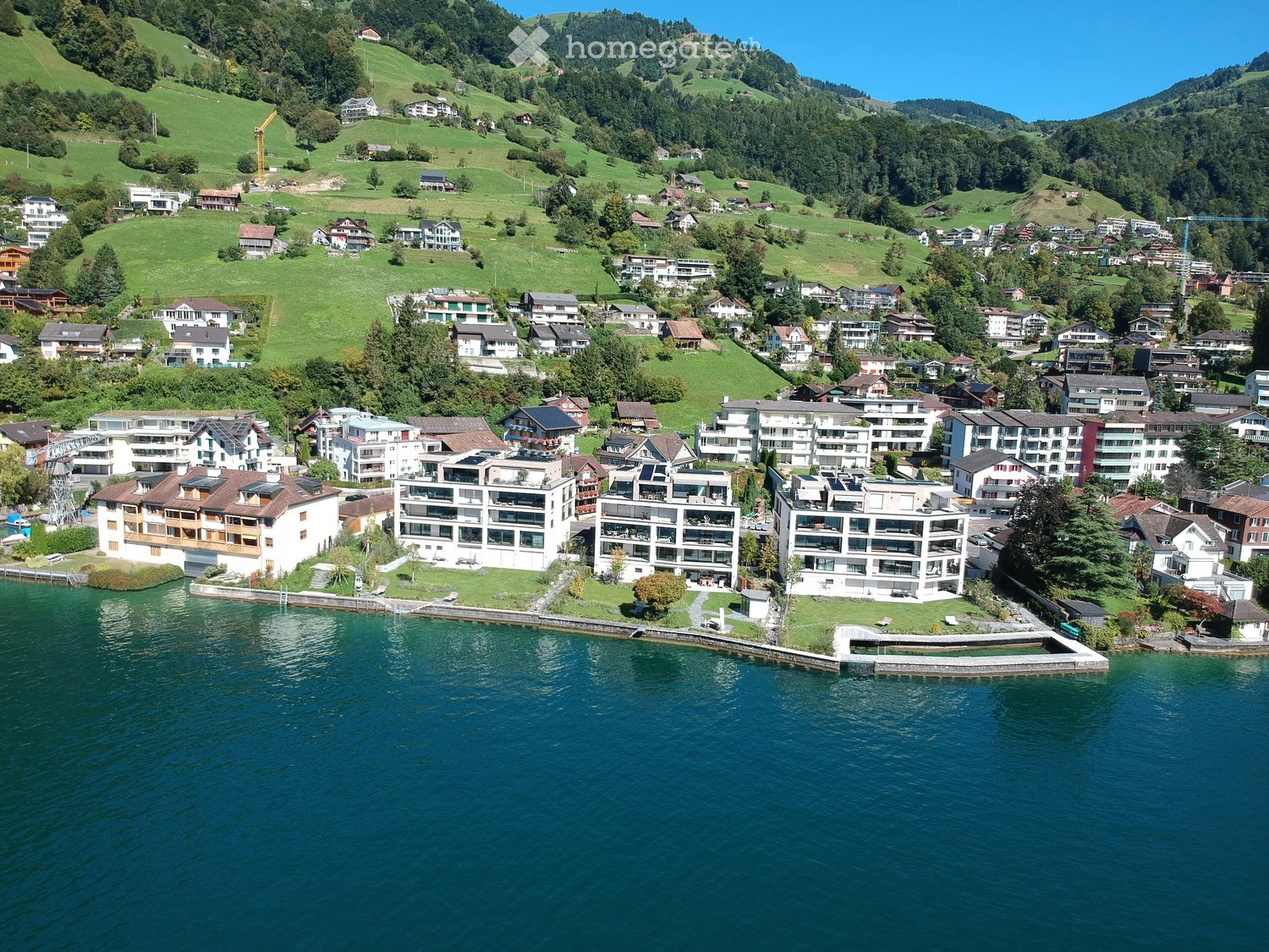 Mietwohnung in Toplage | Direkte, private Seelage am Vierwaldstättersee | Gersau SZ - Bild 1
