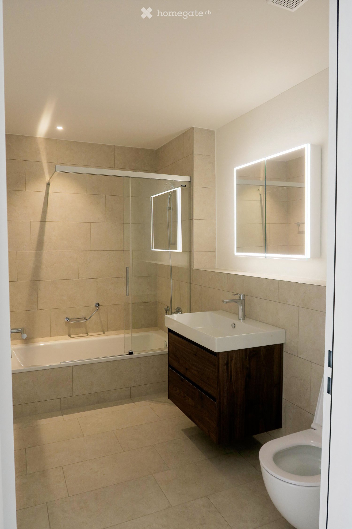 Erstbezug einer attraktiven grosszügigen 2.5-Zimmer-Garten-Wohnung in Illnau - Bild 4