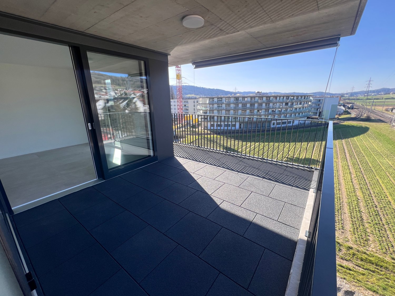 Moderne und neu erstellte 3.5-Zimmer-Dachwohnung an ruhiger Lage in Buchs - Bild 8