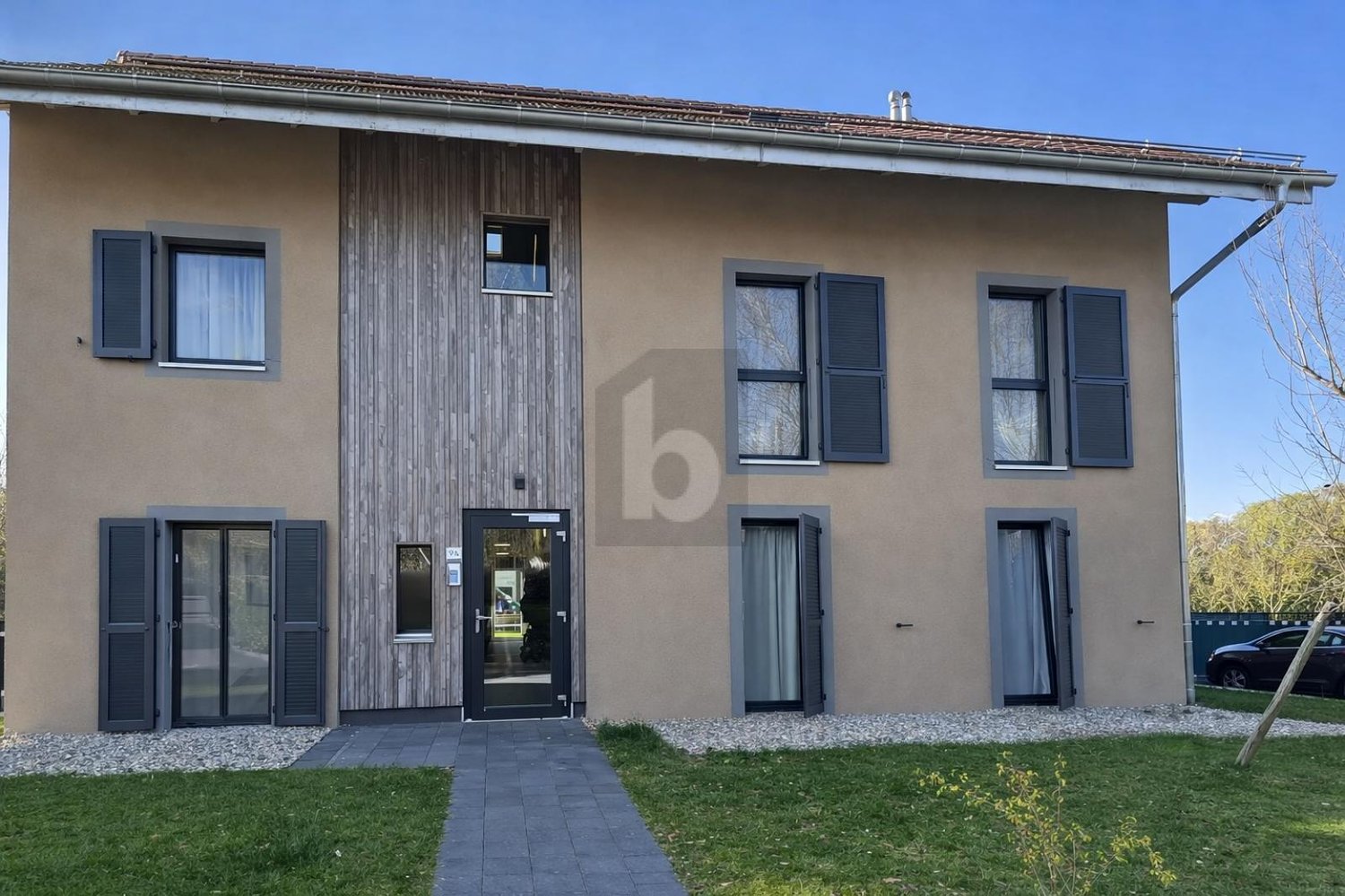 ESPACE LUMINEUX ET CONFORT - Bild 1