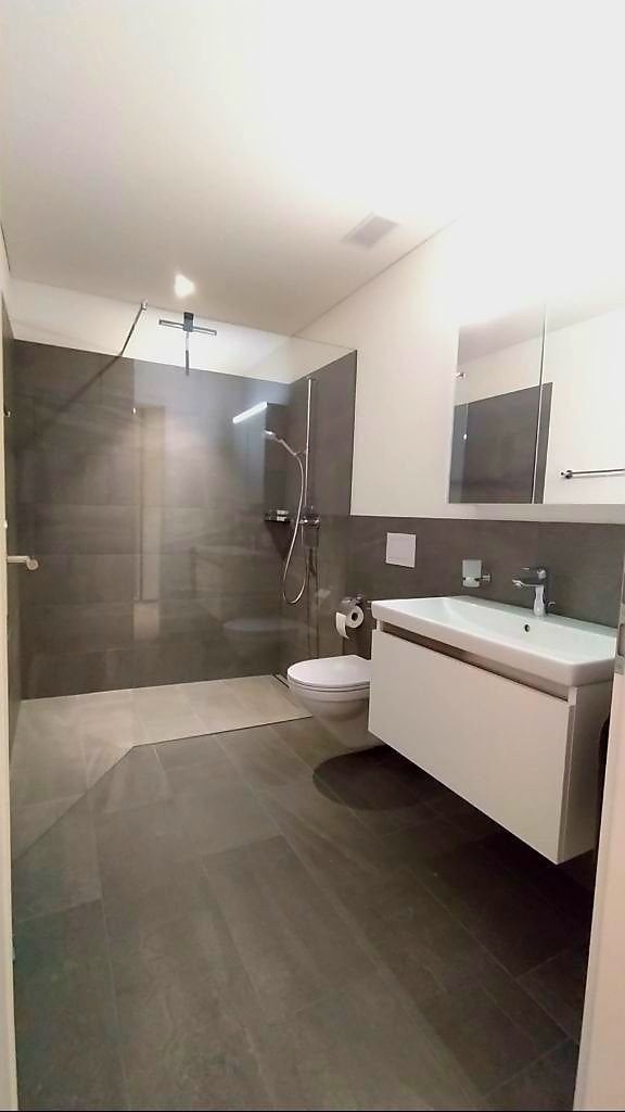 Moderne 2.5-Zimmer-Wohnung, 52 m² mit Loggia in Burgdorf - Bild 2