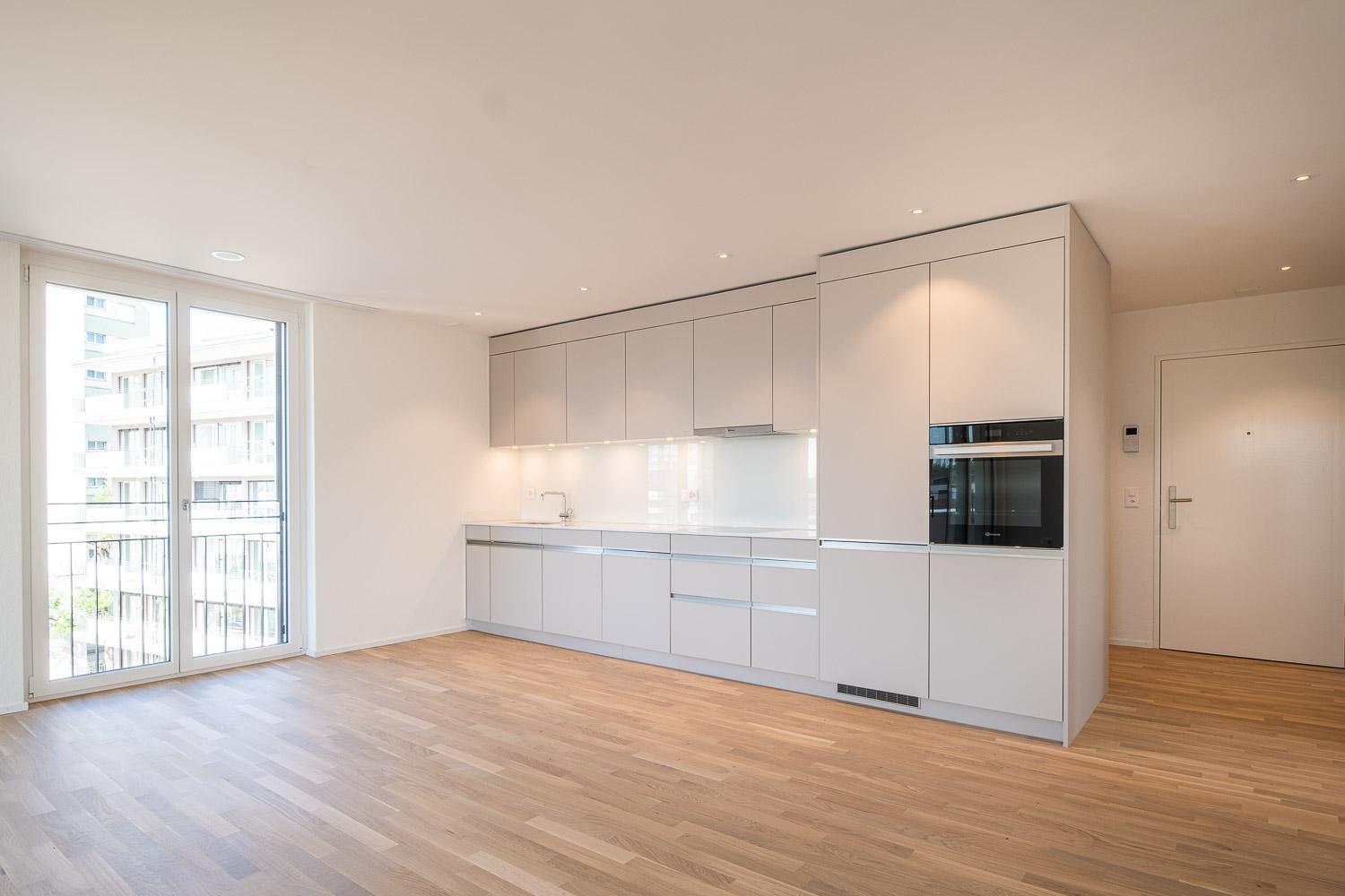 Moderne 4.5-ZWG im Herzen von Neuhausen! - Bild 2