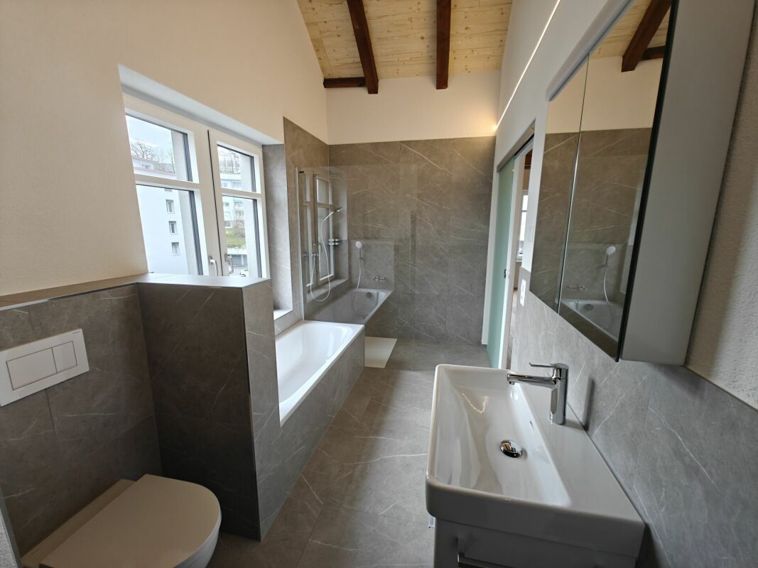 hochwertige Loftwohnung im Herzen von Rüti - Bild 3