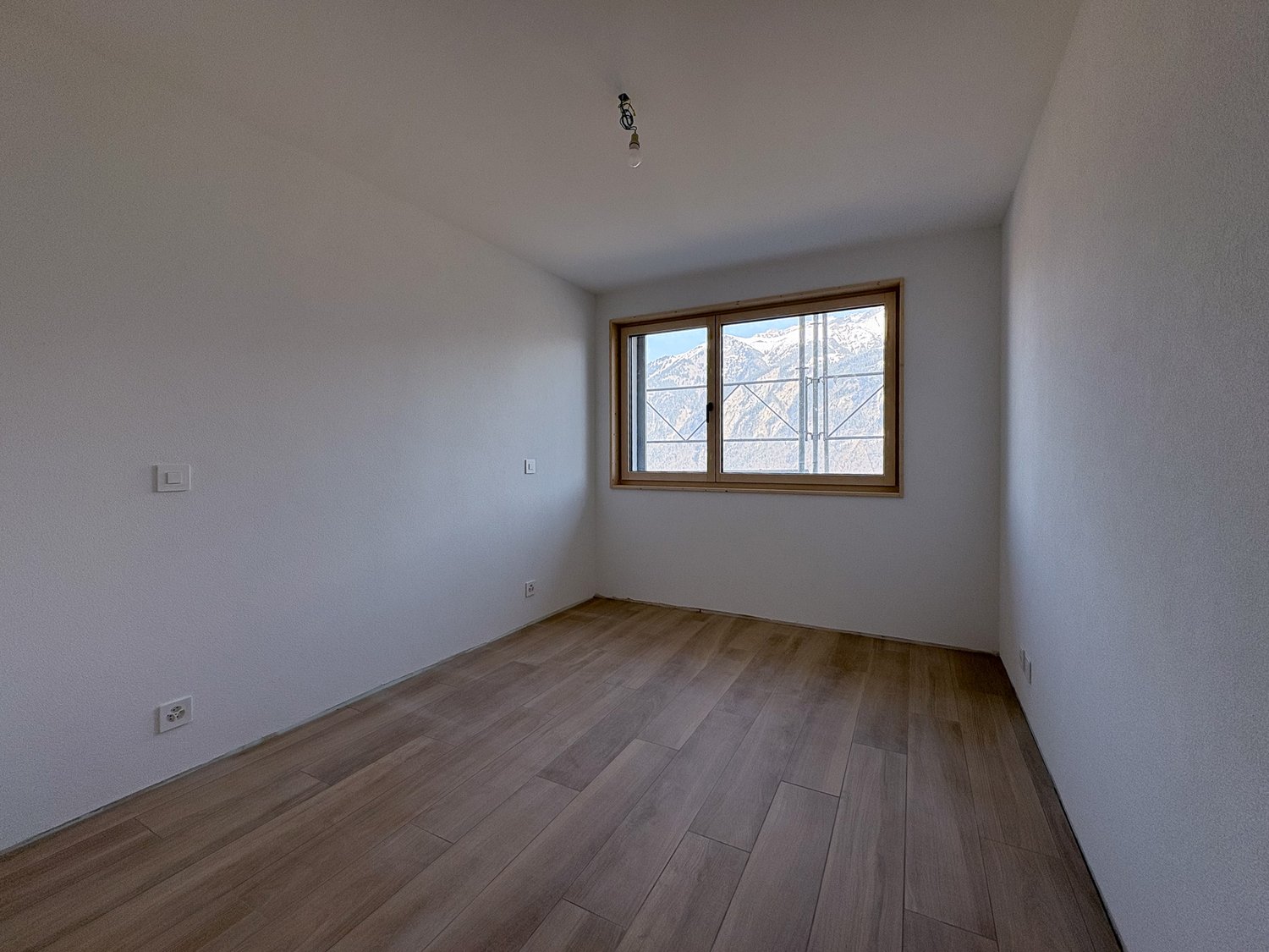 Grand 3.5 pièces avec jardin et garage - Bild 7