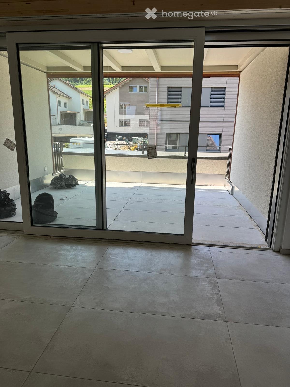 Moderne 4.5-Zimmer-Neubau-Wohnung mit Balkon und zwei Tiefgaragenplätzen in Siglistorf - Bild 4