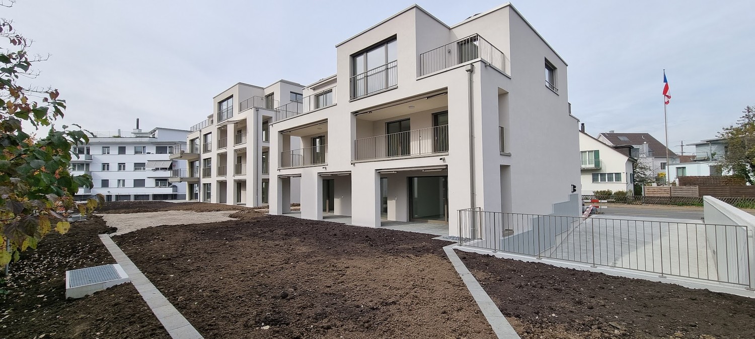 Ihr neues Zuhause mit Gartenoase  modern, sonnig und mitten in Dübendorf. - Bild 1
