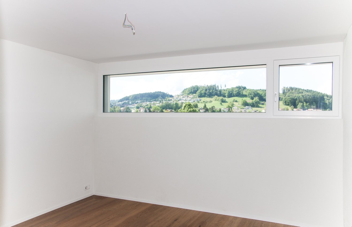 Neue 2.5-Zimmer Attikawohnung mit herrlicher Aussicht - Bild 4