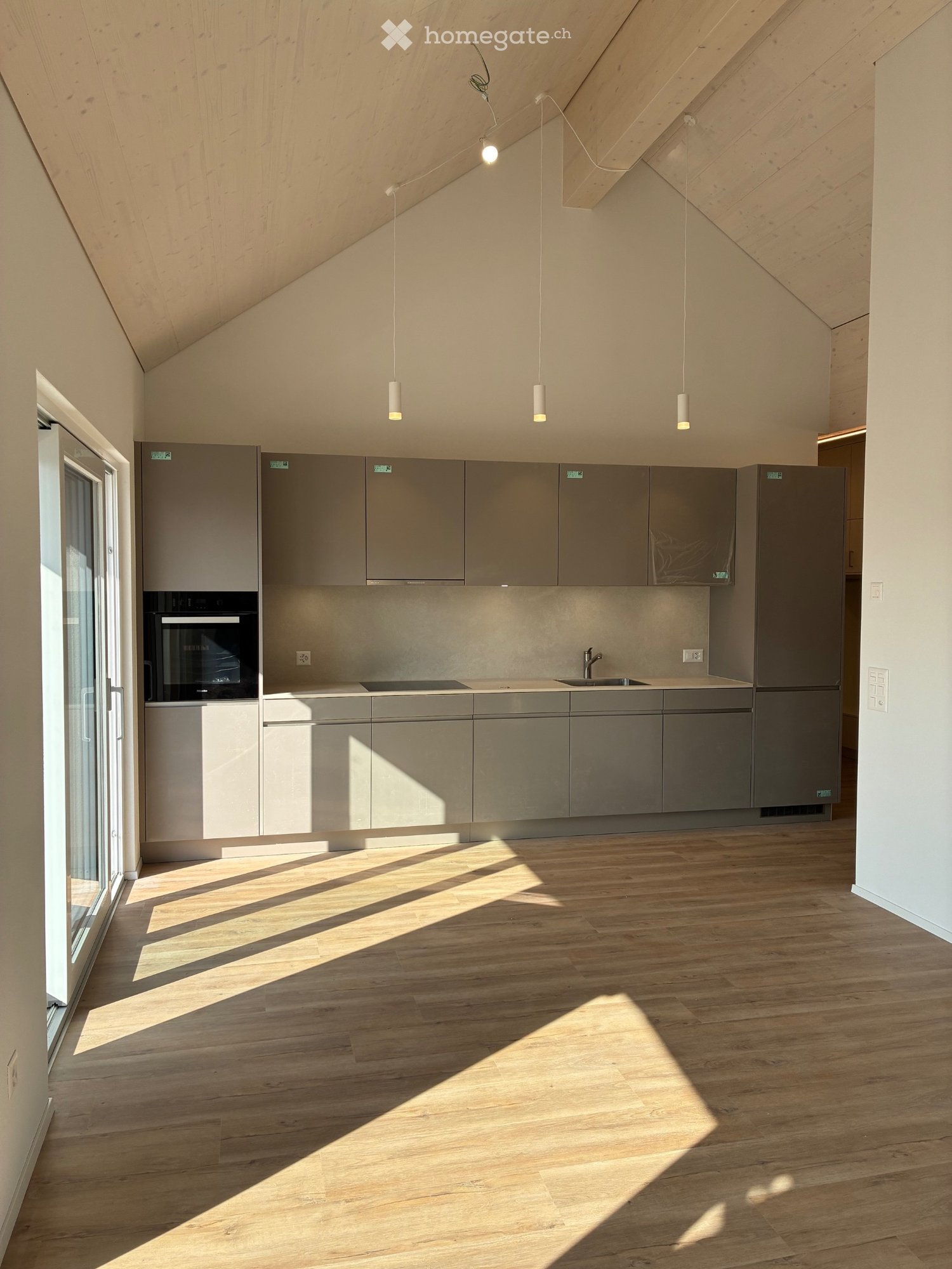 Helle Dachgeschoss Wohnung, Neubau - Bild 3