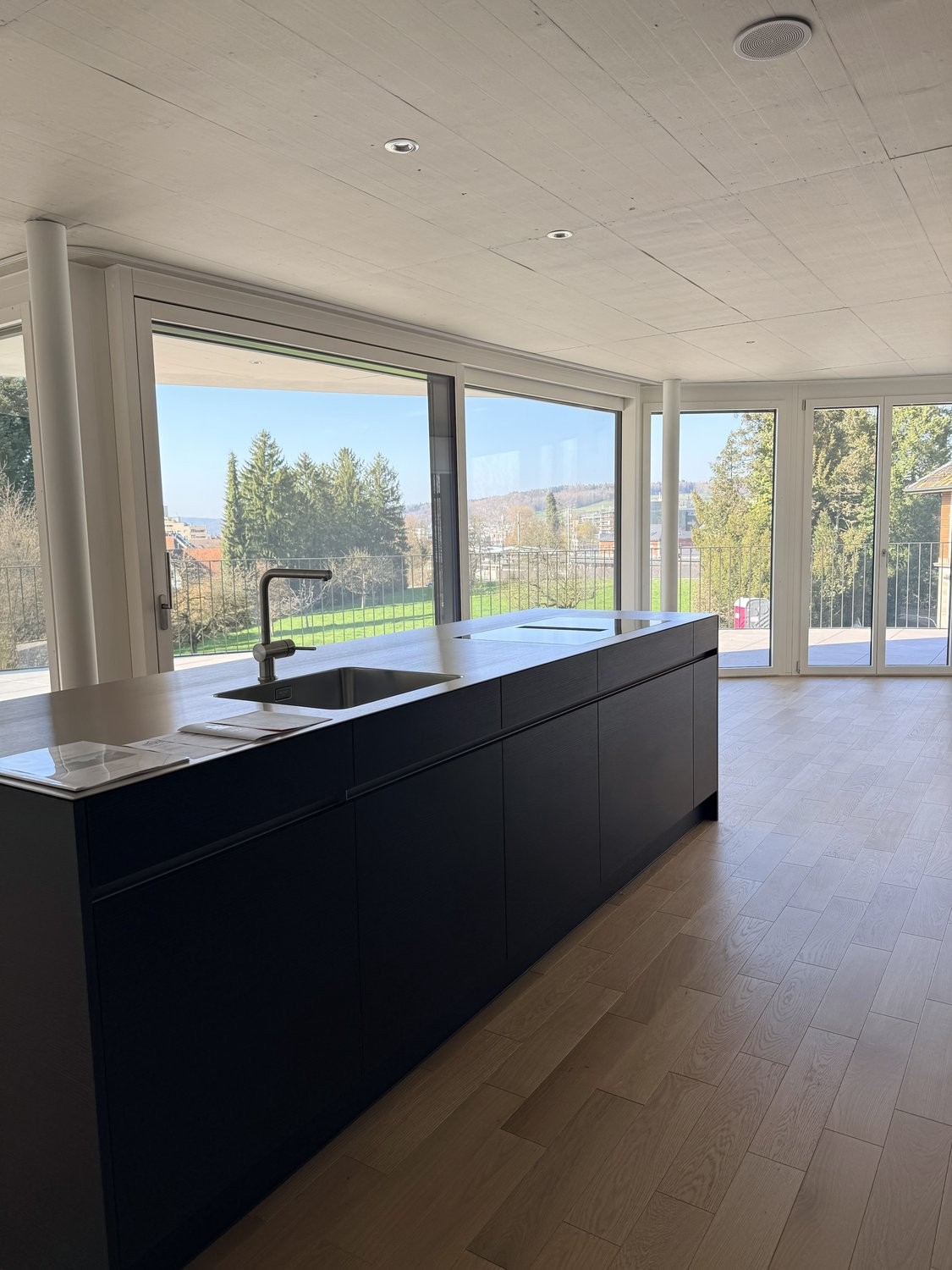 Modernes Attikawohnen im Neubau - 4.5 Zimmer mit riesiger Terrasse - Küche