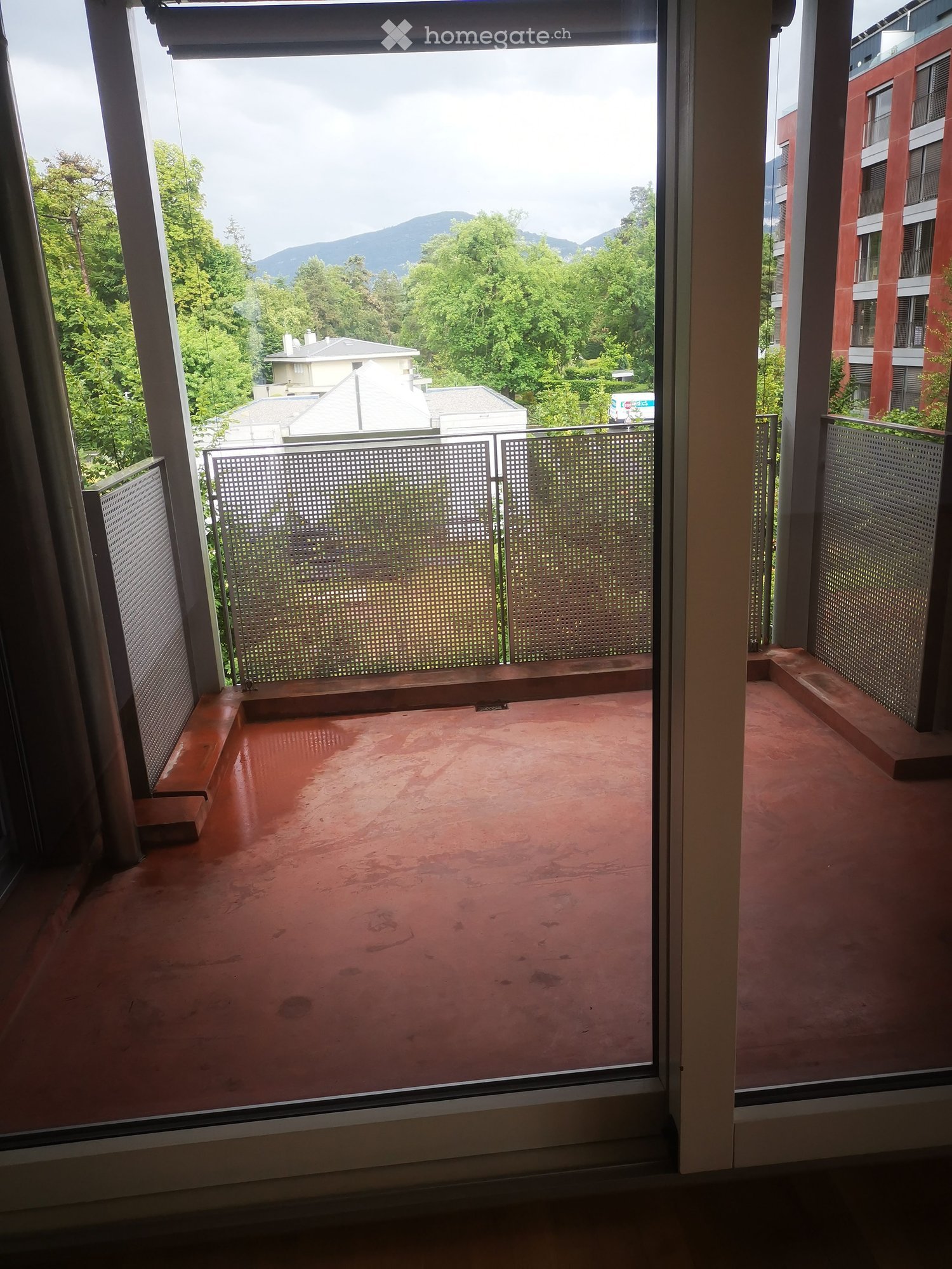 Lease takeover: Spacious 4.5-Room Apartment with Mountain Views - Bild 3
