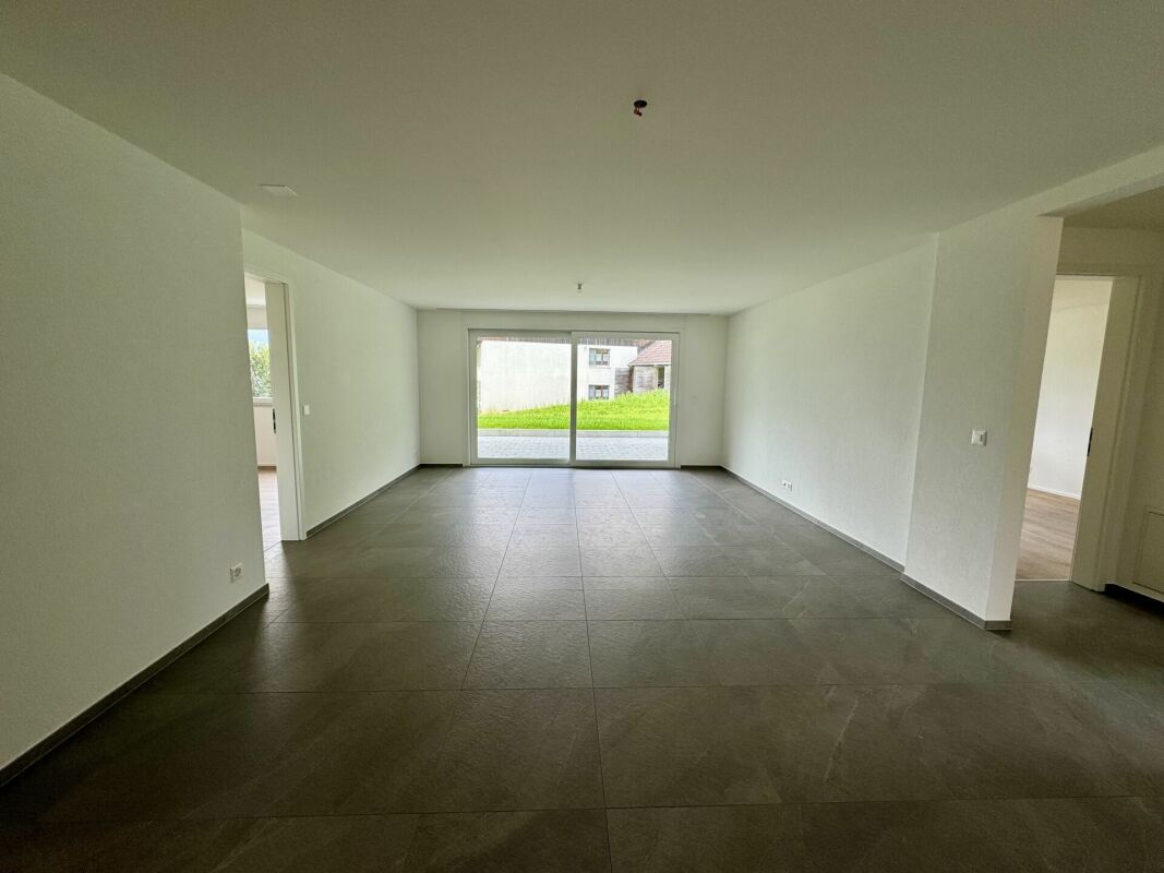 Neuwertige 4.5-Zimmer-Gartenwohnung zu vermieten - Bild 4