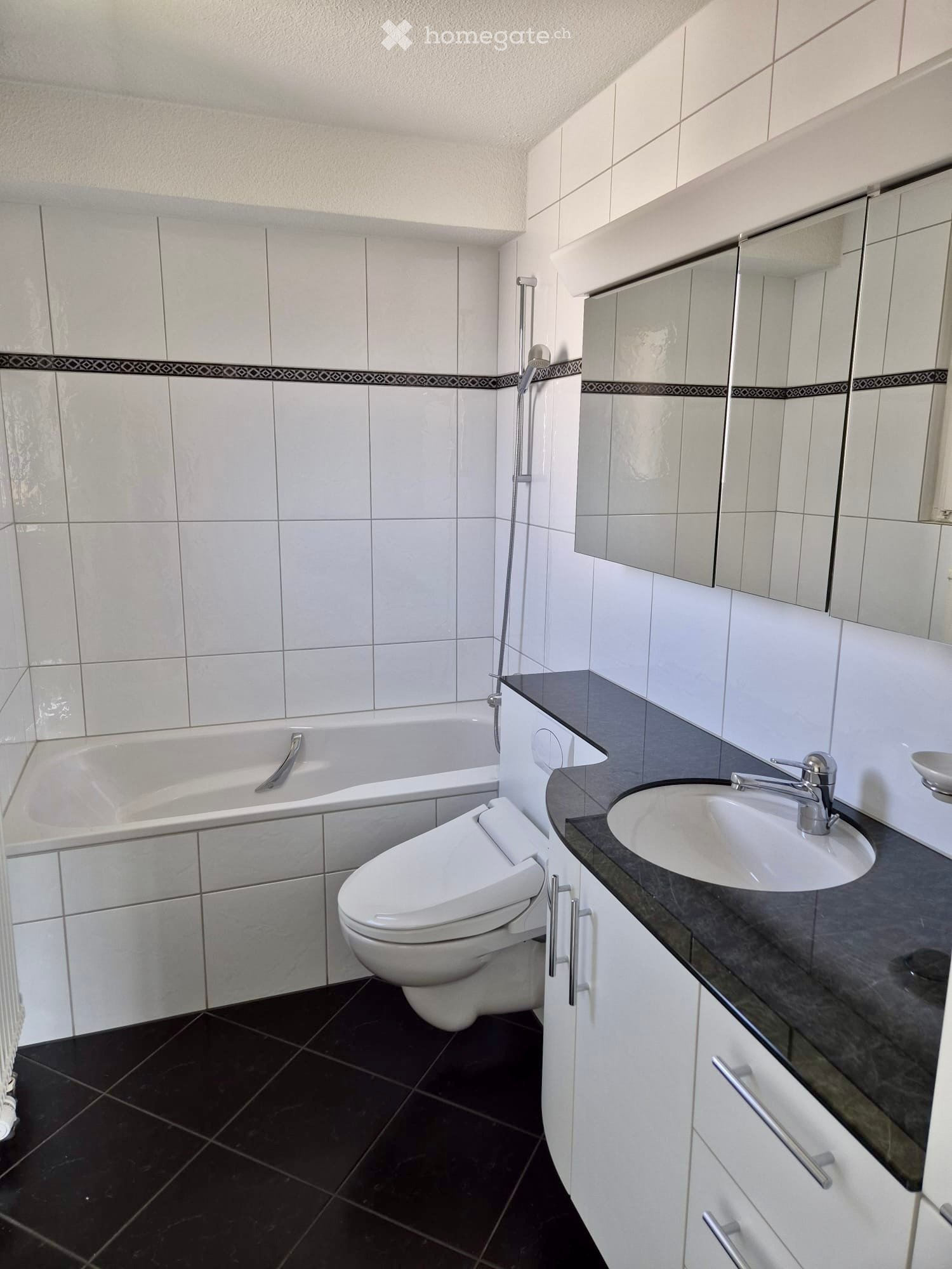 Grosszügige 4.5-Zimmer-Dachwohnung mit Bergblick in Luzern - Bild 11