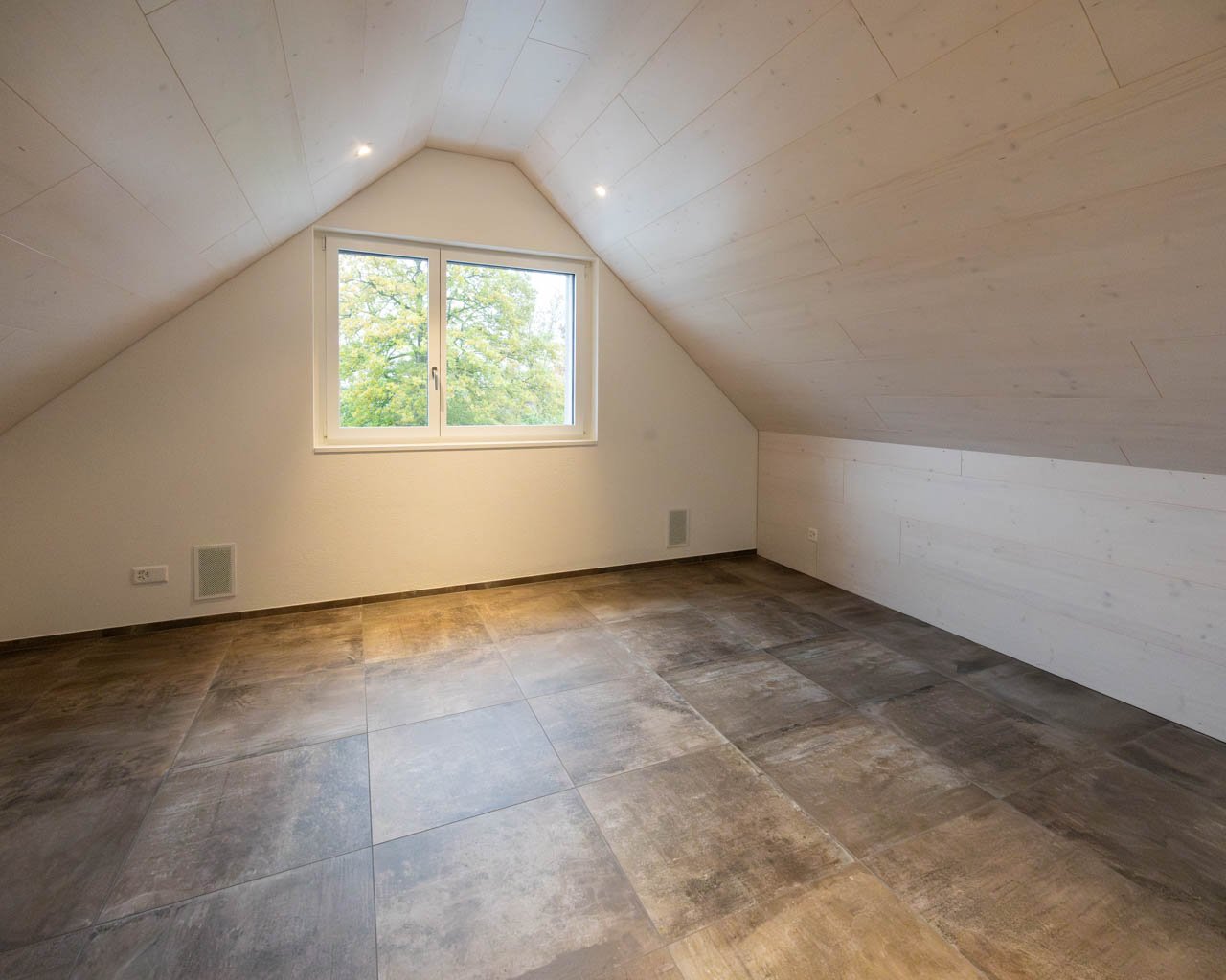 Erstbezug Moderne 2.5-Zimmer-Maisonette-Zimmerwohnung mit Blick ins Grüne - Bild 8