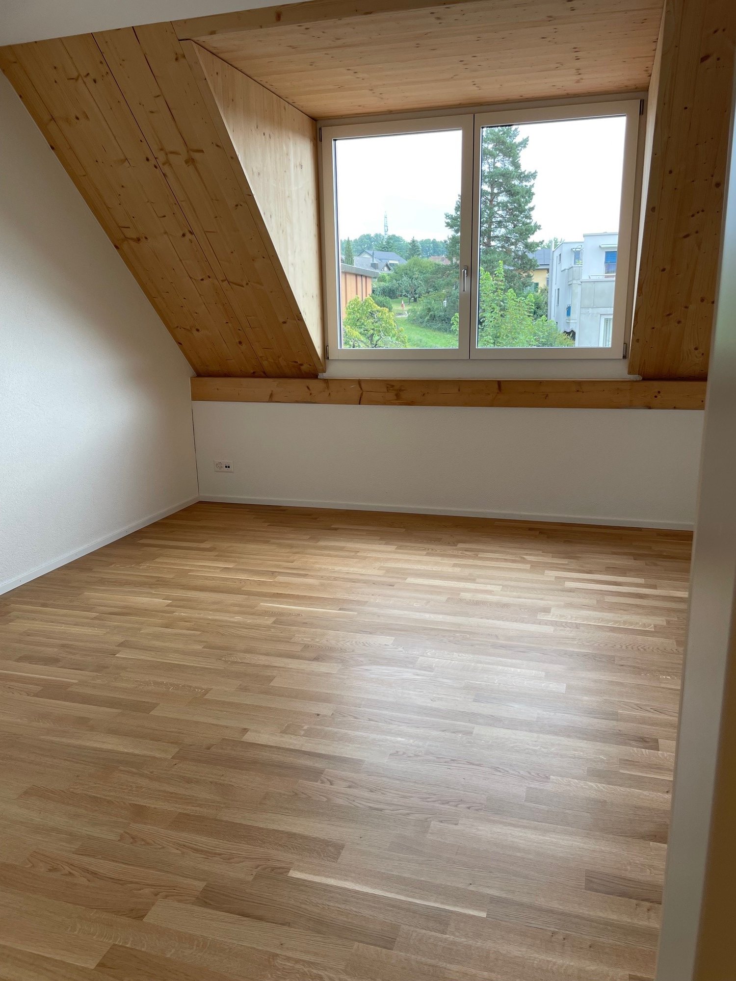 geniale 3 1/2-Zimmer-Attika-Maisonettewohnung mit Galerie! - Bild 6