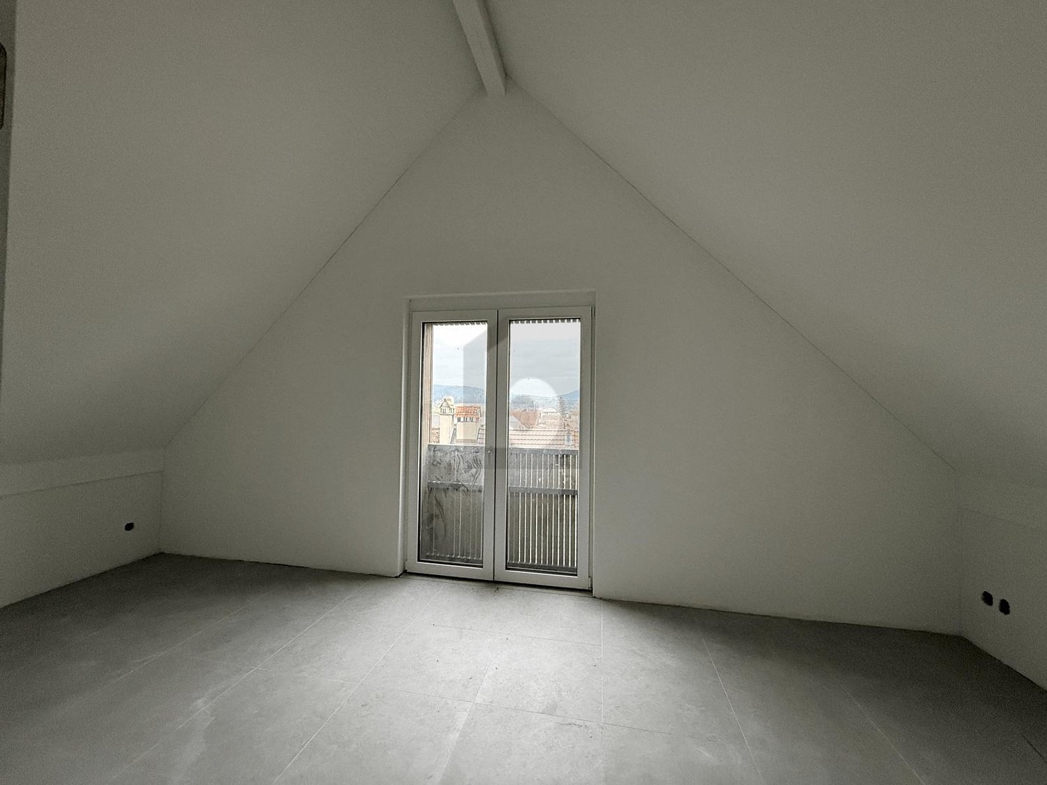 EXKLUSIV MIT GROSSER DACHTERRASSE - Bild 4