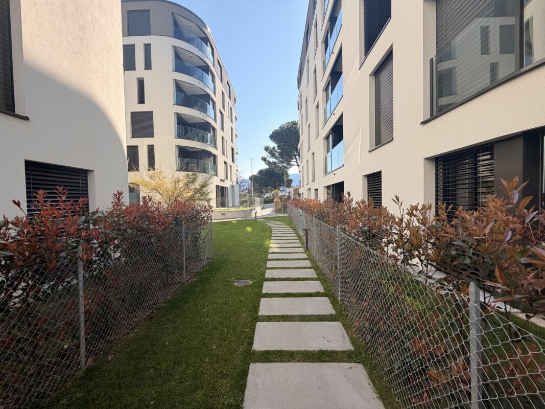 MASSAGNO NUOVO ATTICO 2.5 LOCALI AMPIO E CON TERRAZZA COPERTA (ARREDATO) - Bild 13