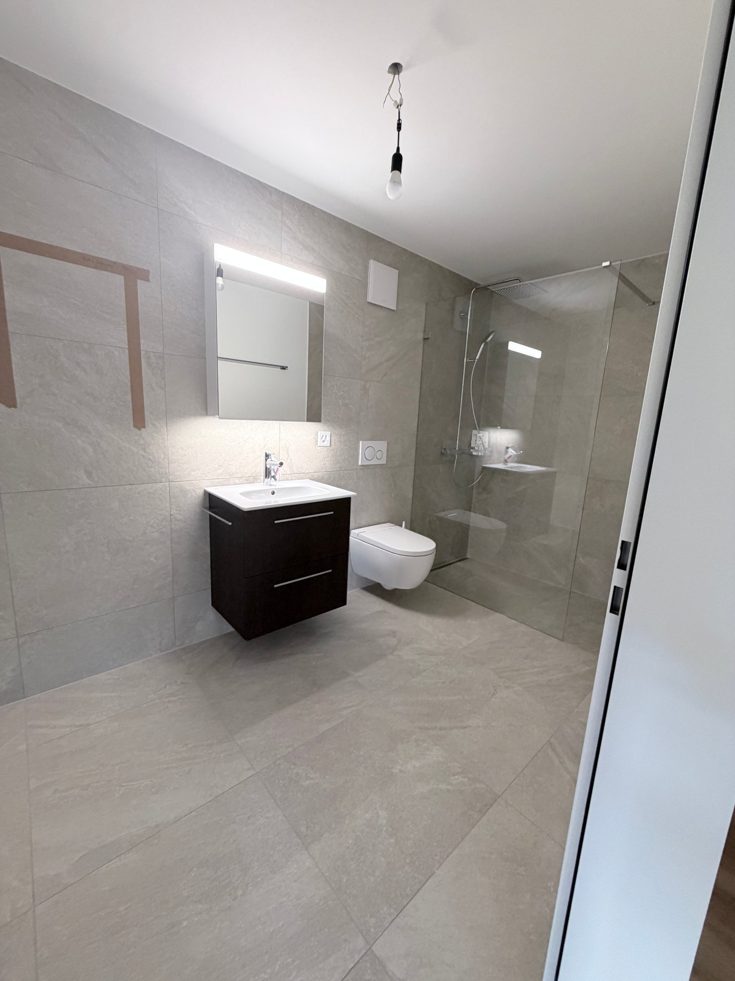 Magnifique appartement de 3,5 pièces avec terrasse à Ipsach + Place de parc offert - Bild 7