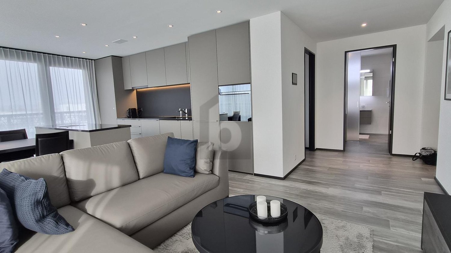 ERSTKLASSIG FÜR PENDLER - Bild 3