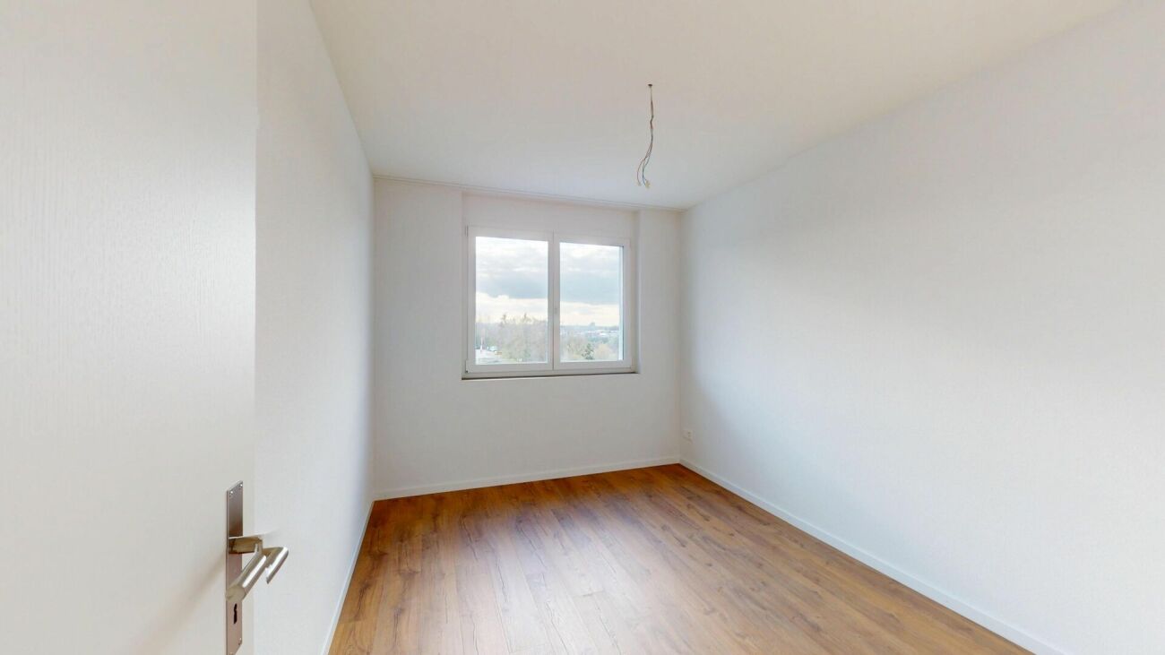 Moderne 4.5-Zimmerwohnung mit 21 m² Terrassenfläche - Bild 7