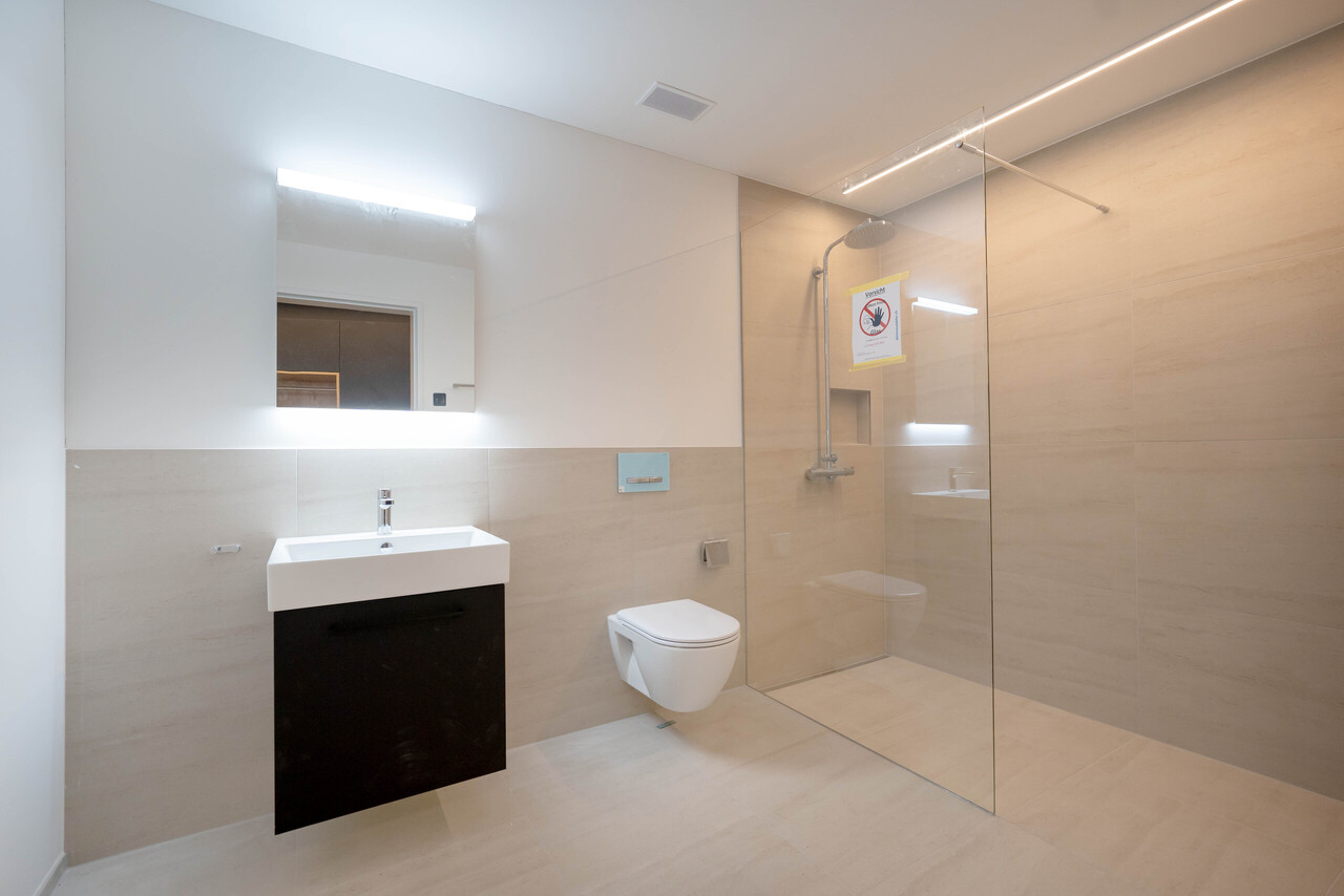 Exklusives Wohnen mit grosser Loggia - Bild 9