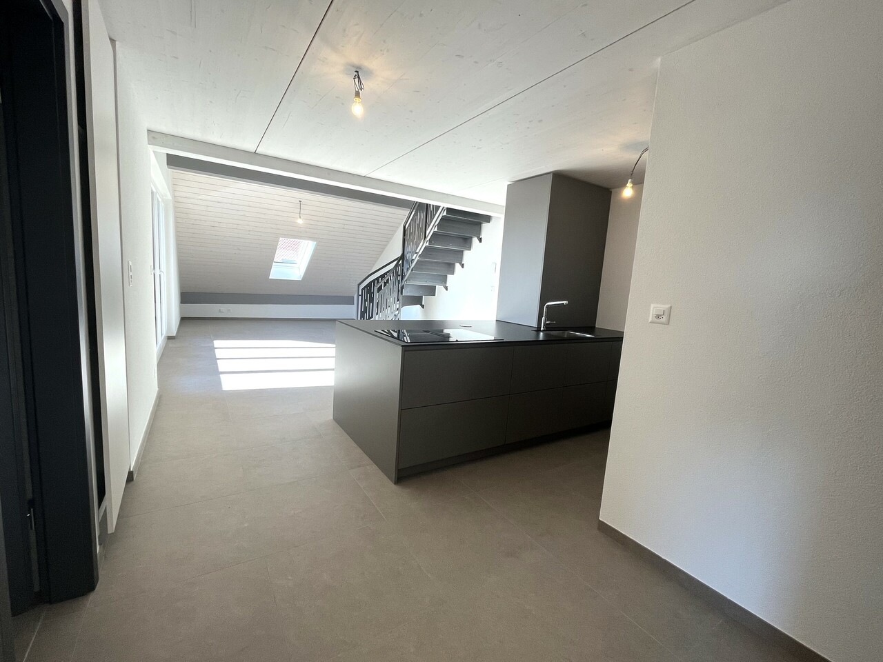 Magnifique 3.5 pièces avec mezzanine à Assens - Bild 4