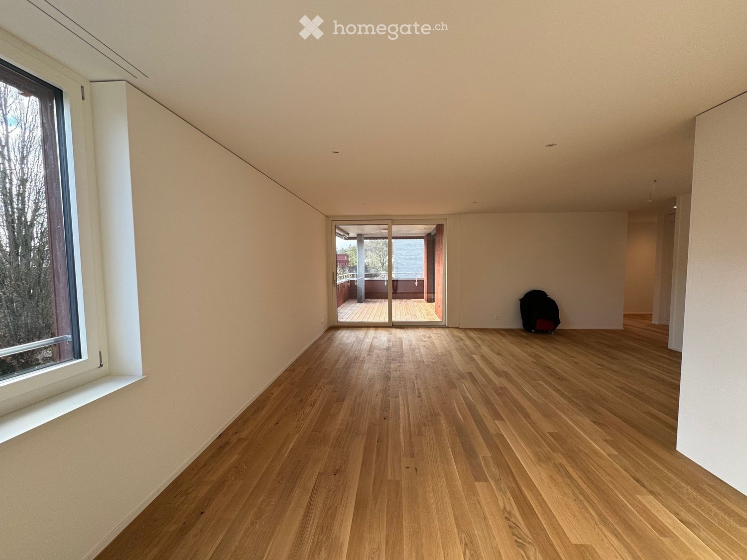 Hoch am Hang - mit bestem Blick Richtung Aarau - Bild 8