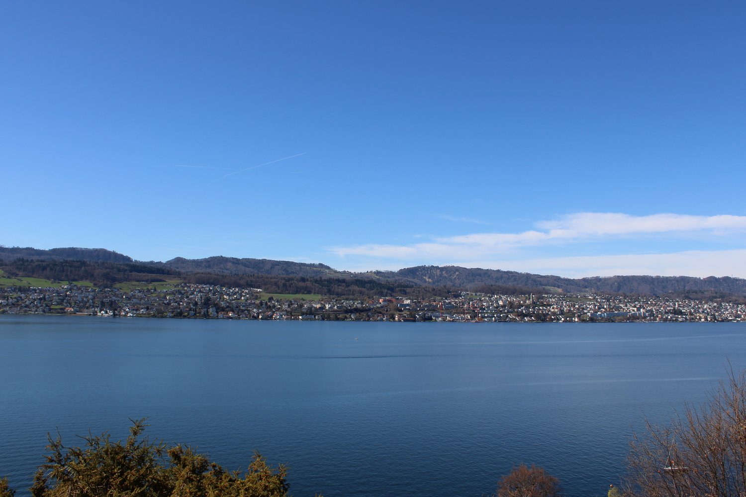 Exklusive 4.5-Zimmerwohnung mit 180° Seesicht in Herrliberg - Bild 10