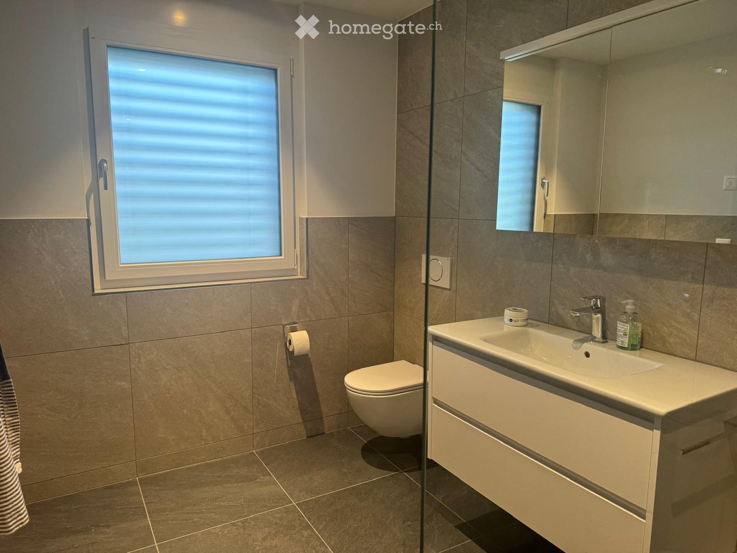 Moderne 4.5-Zimmer-Neubau-Wohnung mit Balkon und zwei Tiefgaragenplätzen in Siglistorf - Bild 6