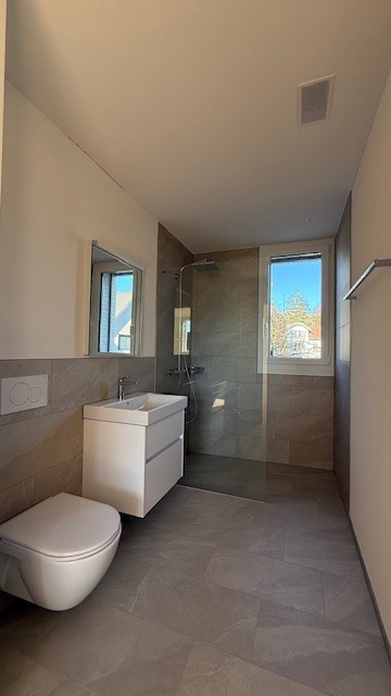 Zentraler Neubau - Bild 1