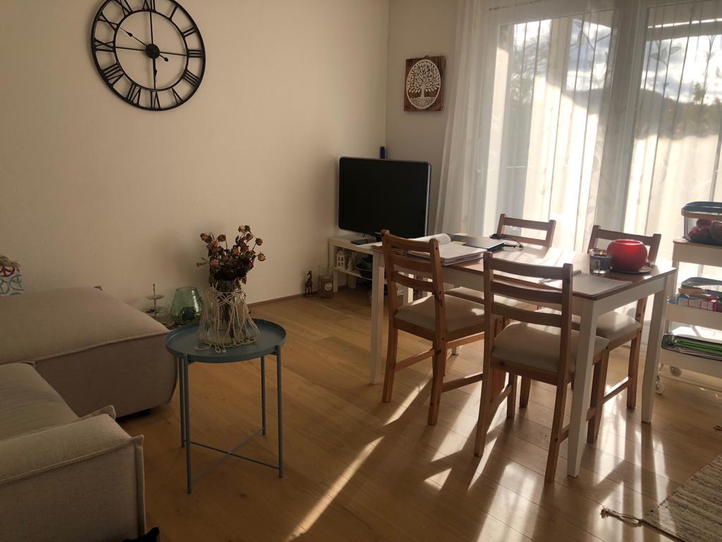 KLEIN ABER FEIN! Sonnige 2.5 Zimmer Wohnung inkl. privatem Waschturm - Bild 1