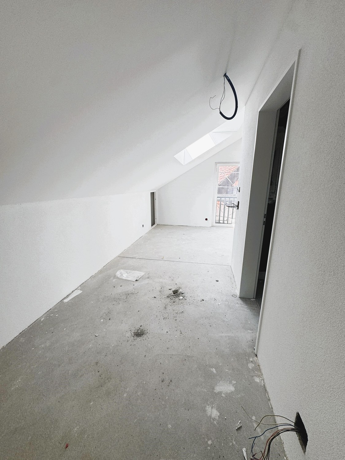 Stilvoll wohnen im Herzen von Hünikon - Zimmer