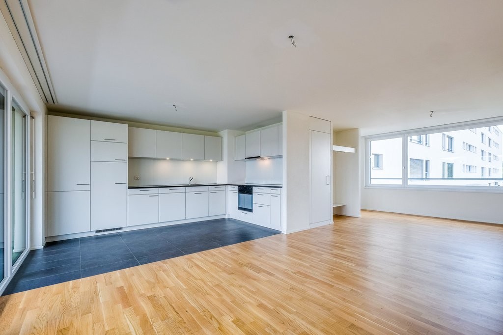 Ideales Wohnangebot für ein junges Paar - Küche & Wohnzimmer