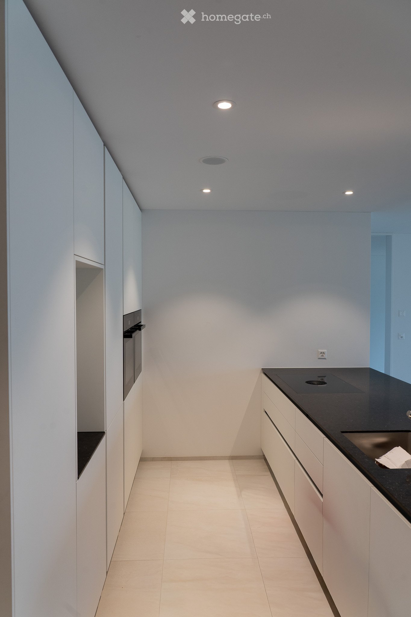 Erstbezug: Hochwertige 3.5-Zi-Wohnung, ca. 100 qm, Seesicht, Terrasse + 2 TG-Plätze, E-Ladestation - Bild 13