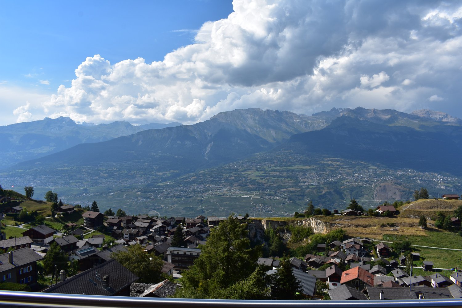 A louer pour une année - Magnifique duplex avec vue imprenable à Nax - Bild 13