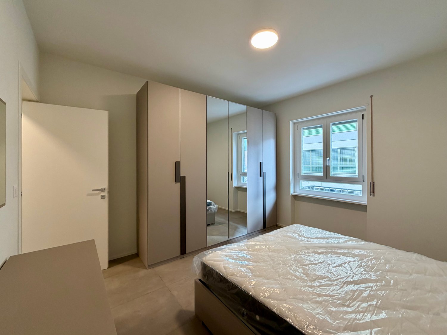 Chiasso Nuovo 4.5 loc. Arredato Pigione 1'200 Spese 250 - Bild 11