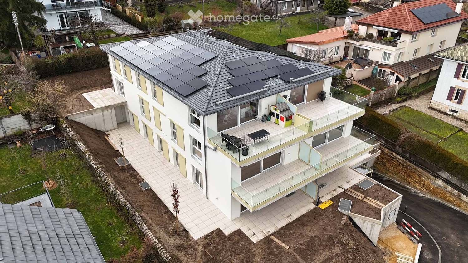 2.5 pièces neuf avec terrasse de plain-pied et jardin – Corcelles - Bild 4