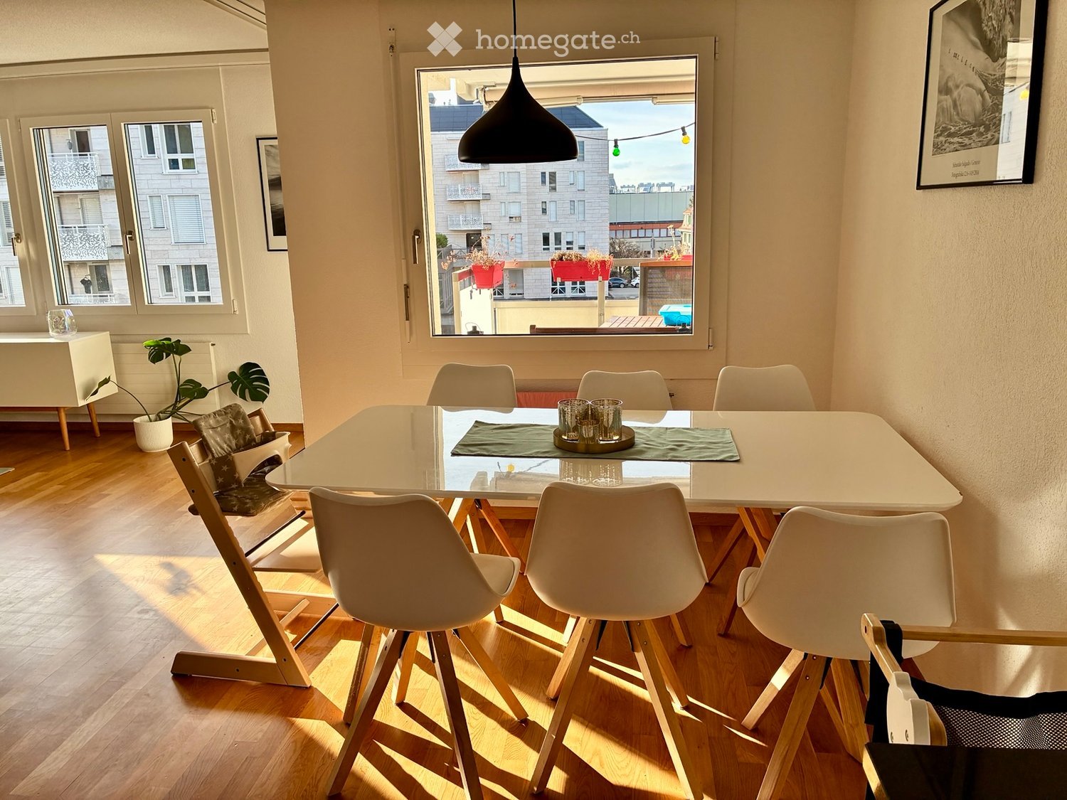 Moderne 3.5-Zimmer-Wohnung mit Balkon in Zürich Altstetten - Bild 1