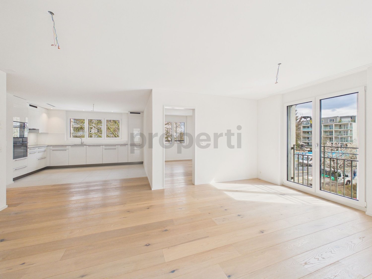 Moderne 3.5-Zimmer-Wohnung mit Balkon in Affoltern - Image 3